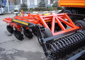 Борона дисковая БДМ четырехрядная производства БДТ-АГРО