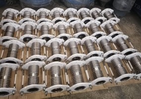 Компенсаторы сильфонные сдвиговые фланцевые