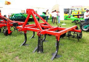 Культиватор стерневой КР со срезным болтом производства БДТ-АГРО