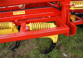 Культиватор стерневой тяжелый КСТ с пружинной защитой производства БДТ-АГРО