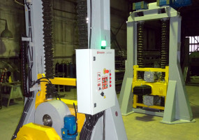 Кантователь рам с подъемными центрами