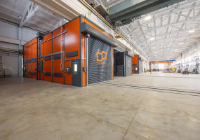 Оборудование «Дробемет Инжиниринг» обеспечивает качественную покраску на заводах и производствах в ключевых промышленных центрах столичного региона: Промышленные зоны Москвы: •	Юг (ЮАО):  Чертаново, Бирюлево – предприятия ЖБИ, металлоконструкций, тяжелого машиностроения.  •	 Восток / Юго-Восток (ВАО, ЮВАО): Перово, Кожухово – заводы строительных металлоконструкций, ремонт промышленного оборудования.  •	Север / Северо-Запад (САО, СЗАО): Северное Тушино – предприятия транспортного и подъемного машиностроения.