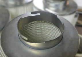 Производство воздушных фильтрующих элементов на фабрике фильтров "BaltiK."