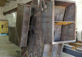 Горелка пылеугольная для парового котла.  Изготавливаем пылеугольные горелки, которые служат для организованного ввода угольной пыли и воздуха в топку. 