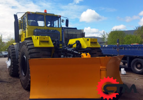 К 700 трактор с бабочкой