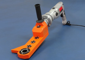 Гайковерт для откручивания кордовых болтов