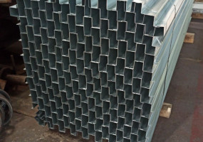 Шляпный профиль