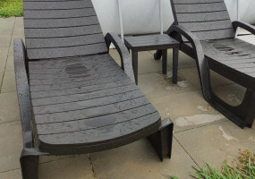 Шезлонги для отелей и спа