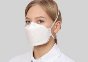 МИРА М1 – ПОЛУМАСКА ФИЛЬТРУЮЩАЯ (РЕСПИРАТОР) ОДНОРАЗОВАЯ, СКЛАДНАЯ, ТРЕХПАНЕЛЬНАЯ Класс защиты: FFP1 Клапан выдоха: Нет Использование: Одноразовая NR