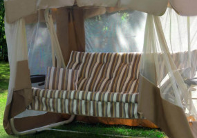 Садовые качели