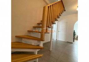 Лестница на второй этаж Тандем-32