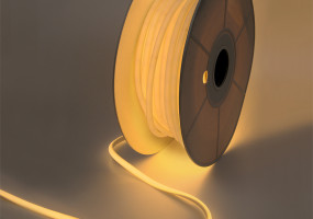 Неон катушками по 50 м.