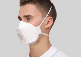 МИРА МК2 – ПОЛУМАСКА ФИЛЬТРУЮЩАЯ (РЕСПИРАТОР) ОДНОРАЗОВАЯ, СКЛАДНАЯ, ТРЕХПАНЕЛЬНАЯ Класс защиты: FFP2 Клапан выдоха: Есть Использование: Одноразовая NR