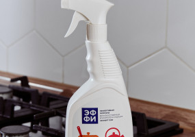 Предназначен для чистки посуды, кастрюль, сковородок, противней, кухонных плит, духовых шкафов, грилей, коптилен, фритюрниц, вытяжек, микроволновых печей, пароконвектоматов, решеток барбекю, шампуров.