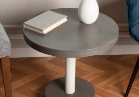 Бетонные столики в интерьере