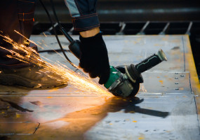 Резка металлического листа