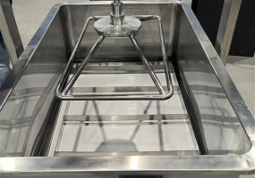 Пресс-тележка для производства творога