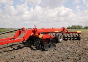 ДЕМЕТРА БПТ Борона -плуг батарейная дисковая тяжелая двухрядная