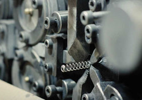 Изготовление пружины сжатия на станке