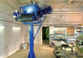 Консольно-поворотный желобчатый конвейер