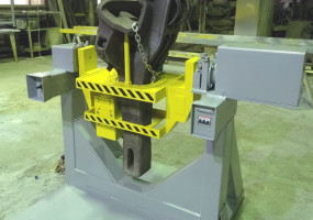 Установка для ремонта автосцепок