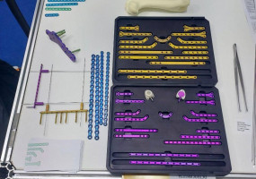 набор пластин для остеосинтеза