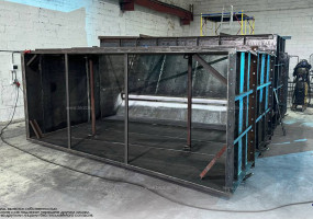 Шибер перекидной поворотный клапан электромеханический осевой фланцевый механизм (МЭОФ) представляет собой конструкцию, предназначенную для регулирования или перенаправления потока газообразной среды (обычно дымовых газов) в газоходах.