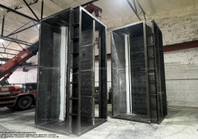 Шибер перекидной поворотный клапан электромеханический осевой фланцевый механизм (МЭОФ) представляет собой конструкцию, предназначенную для регулирования или перенаправления потока газообразной среды (обычно дымовых газов) в газоходах.